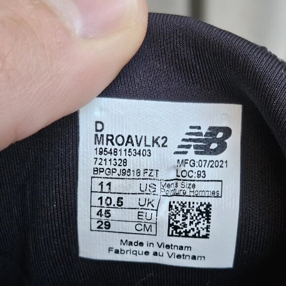 New Balance Fresh Foam Roav v2 - size 11 - Picture 4 of 4